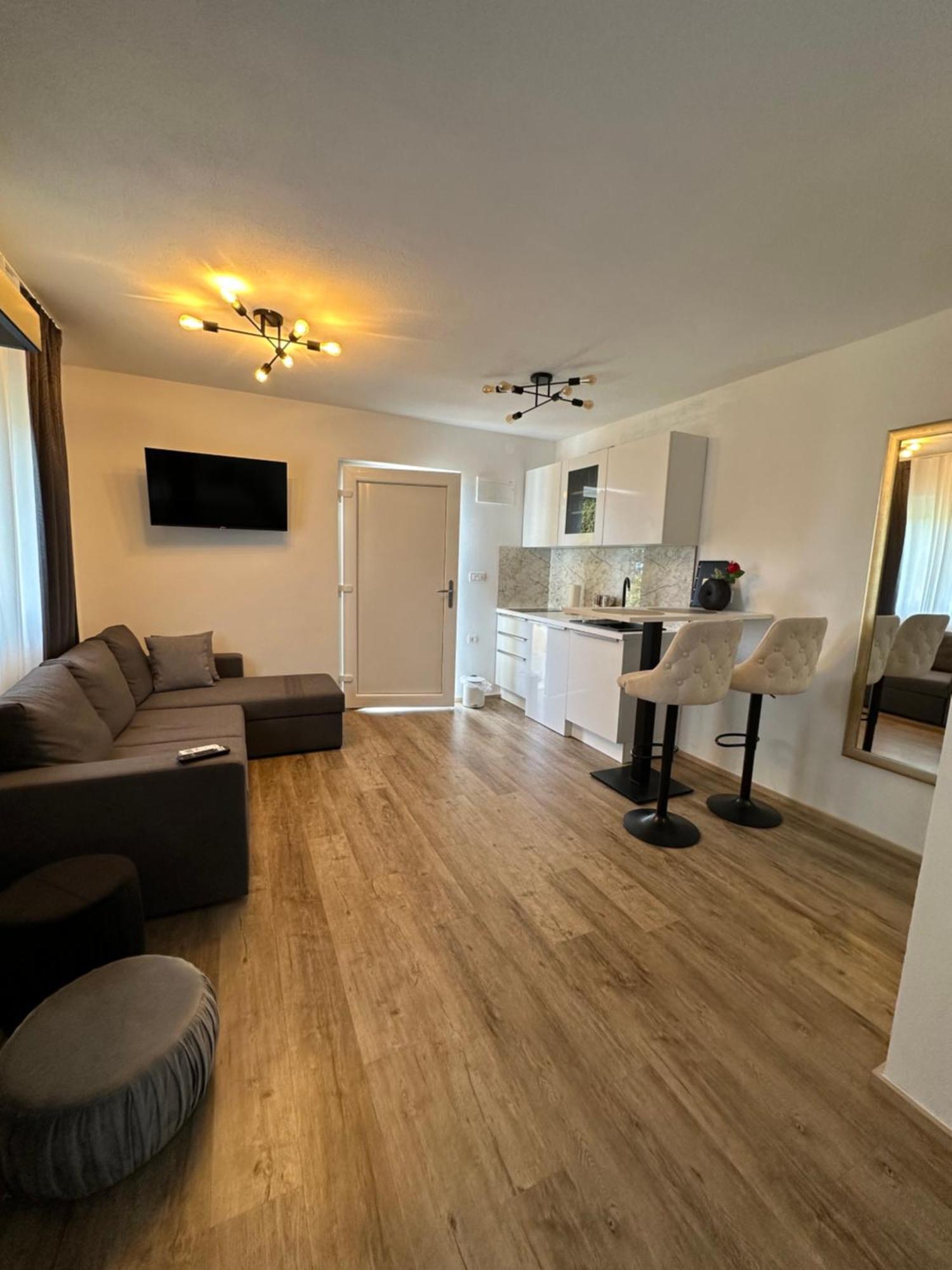 Apartmaji Meli Pu Izola Dış mekan fotoğraf