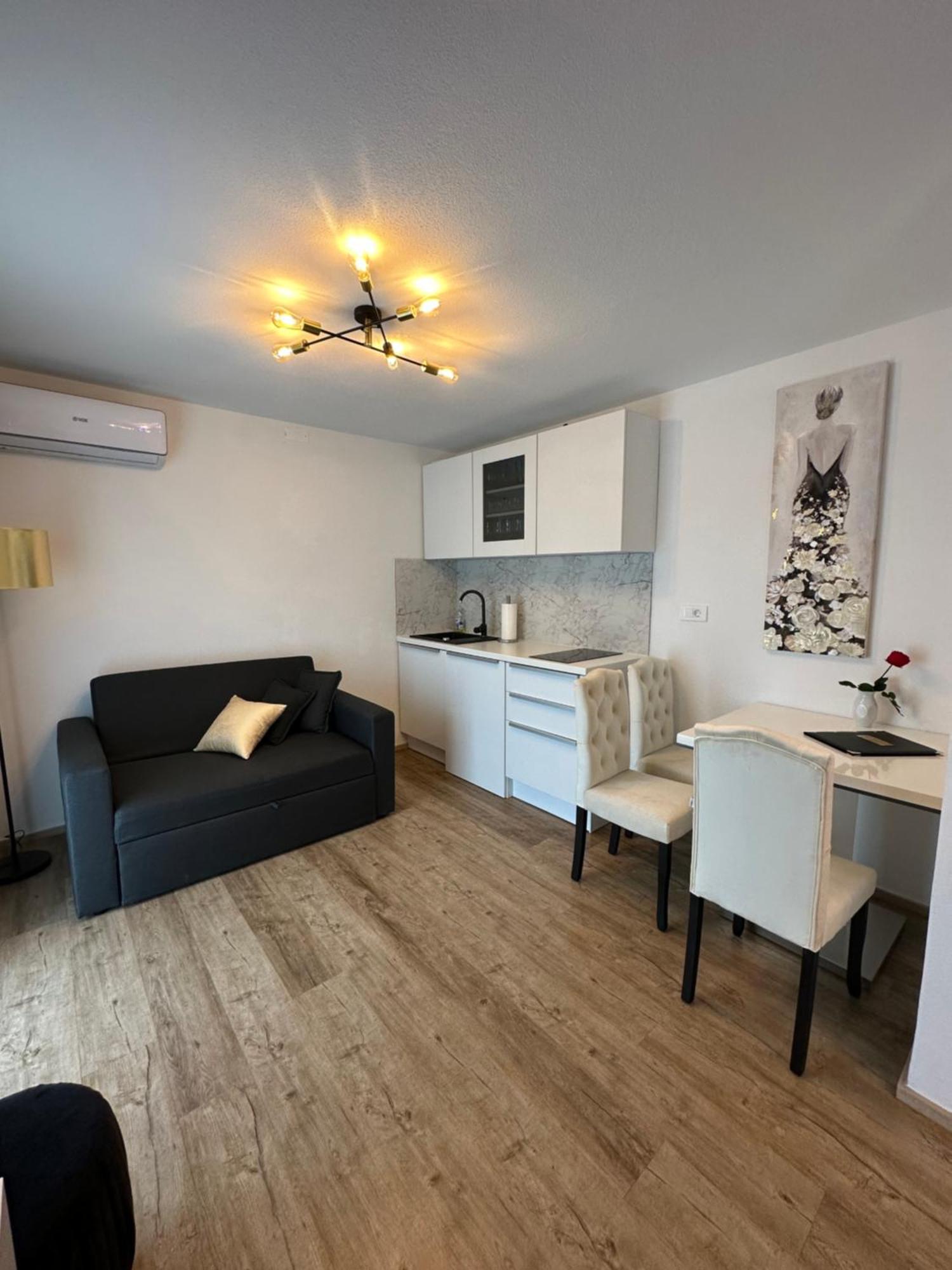Apartmaji Meli Pu Izola Dış mekan fotoğraf